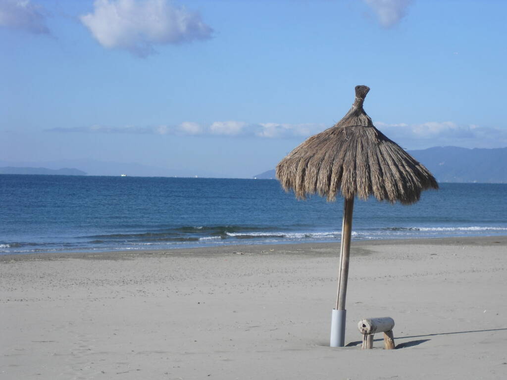 磯の浦海水浴場で 波乗り体験が出来ます 和歌山でのサーフィン 波情報ならマリンパーク磯の浦